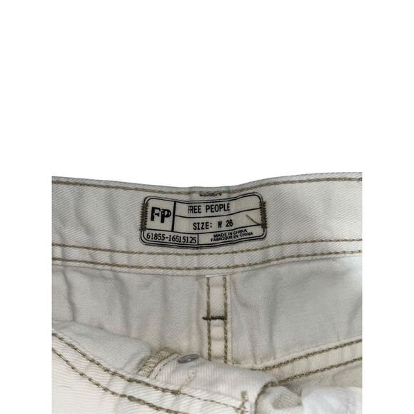 Free People Women's Ivory Denim Distressed Mini Shorts Size 26 Cutoff Festival - Picture 3 of 6